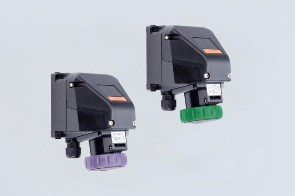Ex Series 8573/13 16 A wall-mounting sockets, compact, with extra-low voltage R. STAHL