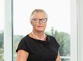 Ex Renate Neumann-Schäfer R. STAHL