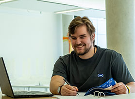 Ex Student abwechslungsreiche Eindrücke R. STAHL