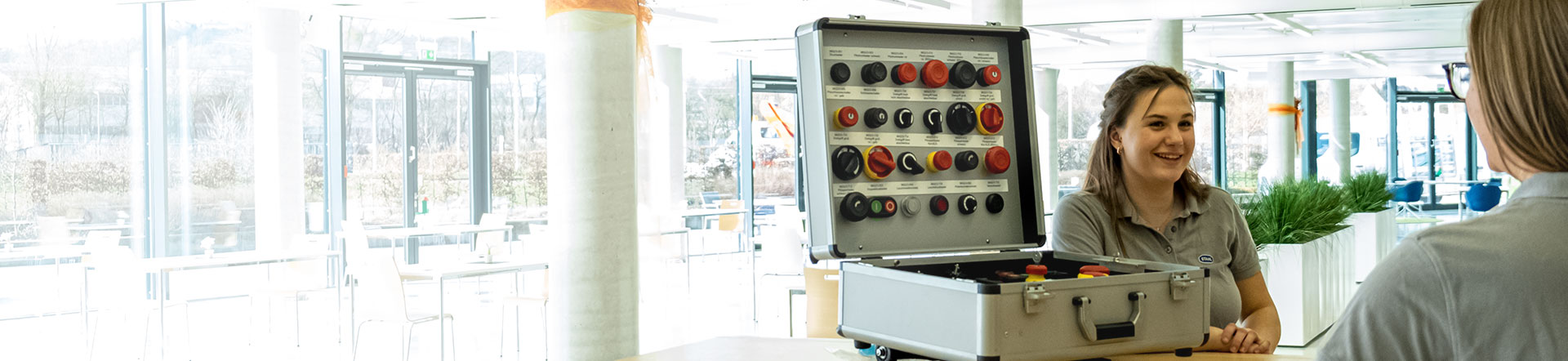 Ex Studierende Berufspraxis Eindrücke R. STAHL