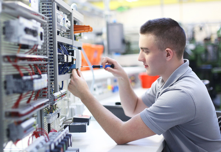 Ex Ausbildung Industrieelektriker R. STAHL Ausbildung Industrieelektriker