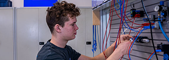 Ex Ausbildung Mechatroniker Mechanik R. STAHL Ex Ausbildung Mechatroniker Mechanik R. STAHL