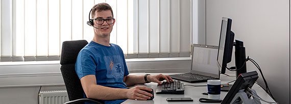 Ex Ausbildung Fachinformatiker/in Azubi R. STAHL Ex Ausbildung Fachinformatiker/in Mitarbeiter Azubi R. STAHL