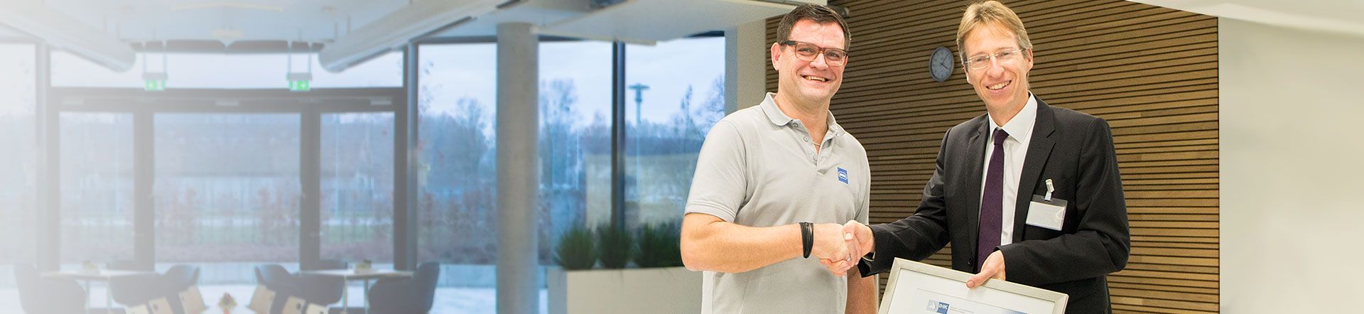 Ex Dualis Ausbildungssiegel Ausbildungsbetrieb R. STAHL Ex Dualis Ausbildungssiegel Ausbildungsbetrieb zertifiziert R. STAHL